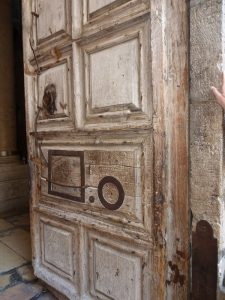 door-of-the-church-of-the-holy-sepulchre